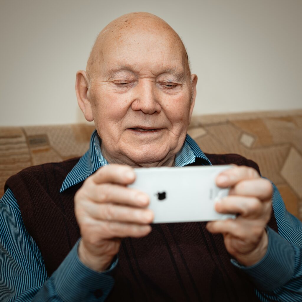The right technology has the power to instill in your elderly loved ones the confidence they need to live out their golden years in the family home
