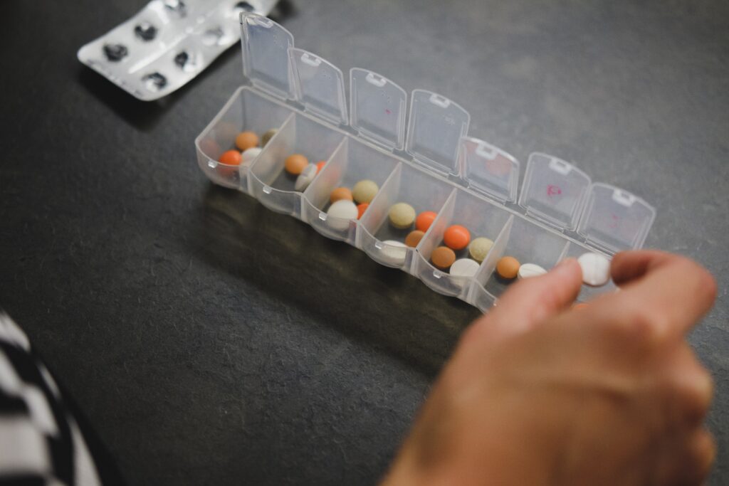 A recent study has revealed some hidden dangers of pill organizers and suggests that using pill organizers can lead to adverse outcomes compared to seniors who don’t use them.